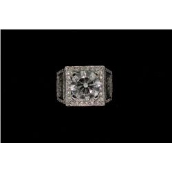 RING: Mens 14kw diamond ring; 1 (ctr) round brilliant cut diamond 11.18-11.26mm x 6.50 =  5.04cts, G
