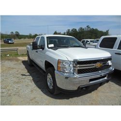 2011 CHEVROLET 2500HD 4X4 CREW CAB PICKUP, S/N 1GBC1KXCG3BF241048, 6.0L V8 GAS, A/T, ODOMETER READIN