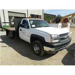 2004 CHEVROLET 3500 FLATBED, S/N 1GBJC34U04E309619, 6.0L V8 GAS, A/T, P/S, A/C, 12' FLATBED, ODOMETE