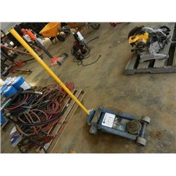 1 LOT (2) 3.5T FLOOR JACKS