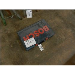 BOSCH 1247 ELECTRIC HAMMER DRILL W/BITS