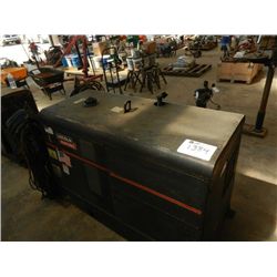 LINCOLN COMMANDER 300 WELDER, S/N U1040516868, LEADS, DIESEL ENG, METER READING 1,113 HRS
