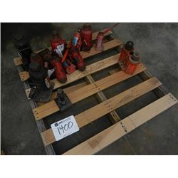 1 LOT OF (4) BOTTLE JACKS