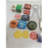 Image 3 : LOT 20 VINTAGE COLLECTIBLES: 7 OLD SMALL TINS,