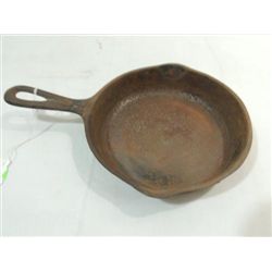 VINTAGE CAST IRON WAGNER WARE #0 FRY PAN