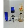 Image 2 : LOT 5 ASSORTED VINTAGE COLLECTIBLES: 2 KEROSENE