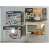 Image 1 : LOT 4 KITCHEN TOOLS: BLACK & DECKER CHOPPER & MIXR