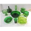 Image 1 : LOT 9 VINTAGE EMERALD GREEN GLASSWARE: COMPOTE,