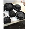 Image 2 : LOT 10 VINTAGE 50S & 60S LADYS ASSORTED STYLE HATS