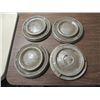 Image 1 : LOT 4 VINTAGE - 1960S OLDSMOBILE HUBCAPS