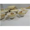 Image 2 : LOT 32 VINTAGE FRENCH SAXON CHINA POPPY PATTERN