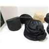 Image 2 : LOT 7 VINTAGE 1920S LADY'S FLAPPER HATS: ASSORTED