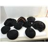 Image 1 : LOT 10 VINTAGE 1930S & 40S VELVET & FELT LADYS HAT