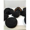 Image 3 : LOT 10 VINTAGE 1930S & 40S VELVET & FELT LADYS HAT