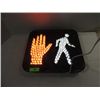 Image 1 : 18X16 DURAL LIGHT HALT & WALK SIGNAL
