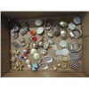 Image 1 : LOT 27 (22 PAIR) VINTAGE LADYS MATCHING EARRINGS &