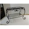 Image 1 : 20LX12W WROUGHT IRON TABLE OR DISPLAY