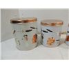 Image 2 : LOT 6 METAL KITCHEN WARE: (4) NESTED CANNISTERS &