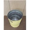 Image 2 : 16"DX20"H PRESSED METAL BARREL WITH HANDLES