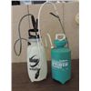 Image 1 : LOT 2 POLYETHYLENE 2 GALLON BUG OR WEED SPRAYERS