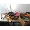 Image 1 : LOT 7 VINTAGE REED WOVEN ASSORTED SIZES BASKETS &