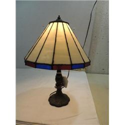 VINTAGE DIE CAST METAL & SLAG GLASS DESK LAMP