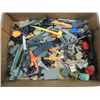 Image 2 : BOX LOT VINTAGE GI JOE PARTS & PIECES: BACK PACKS,