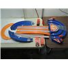 Image 1 : 1974 MATTEL HOT WHEELS WINNER CIRCLE RACE TRACK