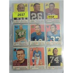 LOT 36 1958 TOPPS FOOTBALL PLAYER CARDS