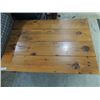 Image 2 : 49X34X18 DISTRESSED PINE COUCH RECKROOM TABLE