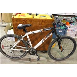 WHITE KAWASAKI 21 SPEED FRONT SUSPENSION MOUNTAIN BIKE