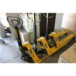 YELLOW 5500LB PALLET JACK (NEEDS REPAIR)