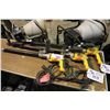 Image 1 : 3 DEWALT ELECTRIC DRYWALL GUNS