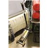 Image 1 : STINGER 3 TON FLOOR JACK