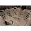 Image 3 : CAL SPAS AMERICAN SERIES HOT TUB WITH IVORY INTERIOR AND 7.5' CAL CUSTOM CABINET. C/W: