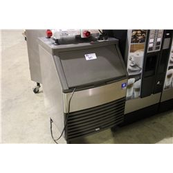 MANITOWOC MODEL QD0213W STAINLESS STEEL ICE MAKER