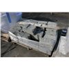 Image 2 : 2 PALLETS OF ASSORTED LANDSCAPING MATERIAL