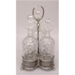 DECANTER SET