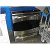 Image 1 : GE PROFILE STAINLESS STEEL GLASSTOP STOVE