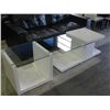 Image 1 : CONTEMPORARY WHITE LAQUER AND GLASS TOP 2PC COFFEE AND END TABLE SET