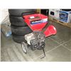 Image 1 : SIMPLICITY SYSTEM CHIPPER/ SHREDDER POWERED BY BRIGGS&STRATTON GAS MOTOR
