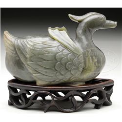 JADE DUCK ON STAND.