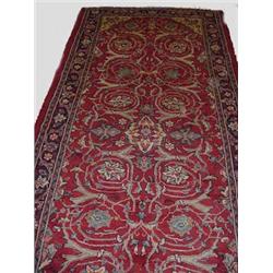 ORIENTAL RUNNER