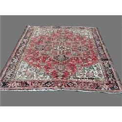 ORIENTAL RUG