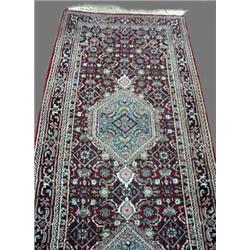 ORIENTAL RUNNER