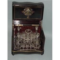 BLACK LACQUER DECANTER BOX WITH ACCOUTERMENTS