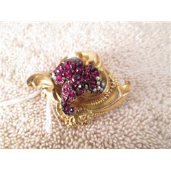VINTAGE SEED PEARL & GARNET LADIES BROOCH