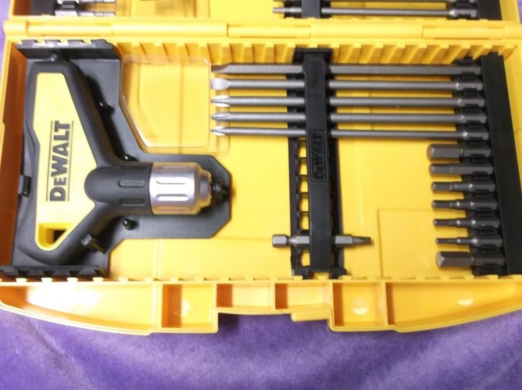 Dewalt Hand Tool Set