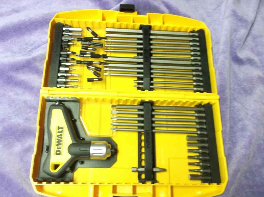 Dewalt Hand Tool Set