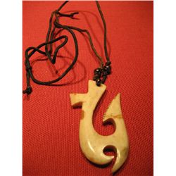 COSTUME JEWELRY POLISHED BONE PENDANT ARTISAN WITH LEATHER NECKLACE